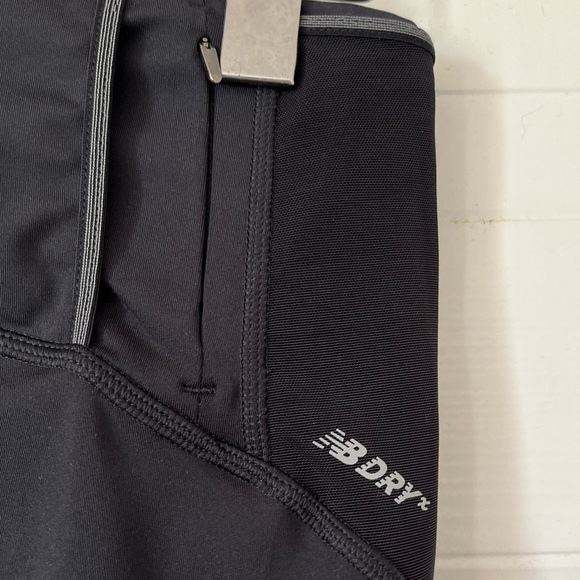 New Balance Women's Impact Run Fitted Short - Picture 9 of 16